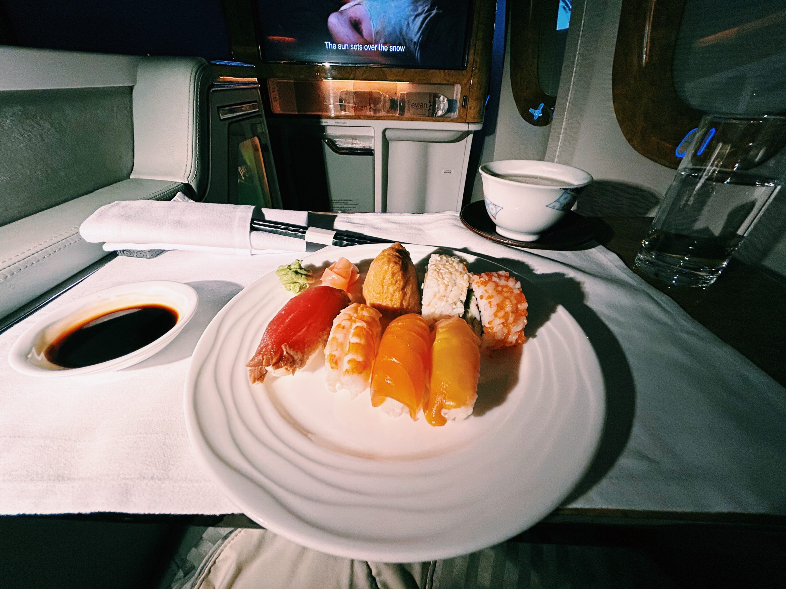 エミレーツ航空ビジネスクラス機内食