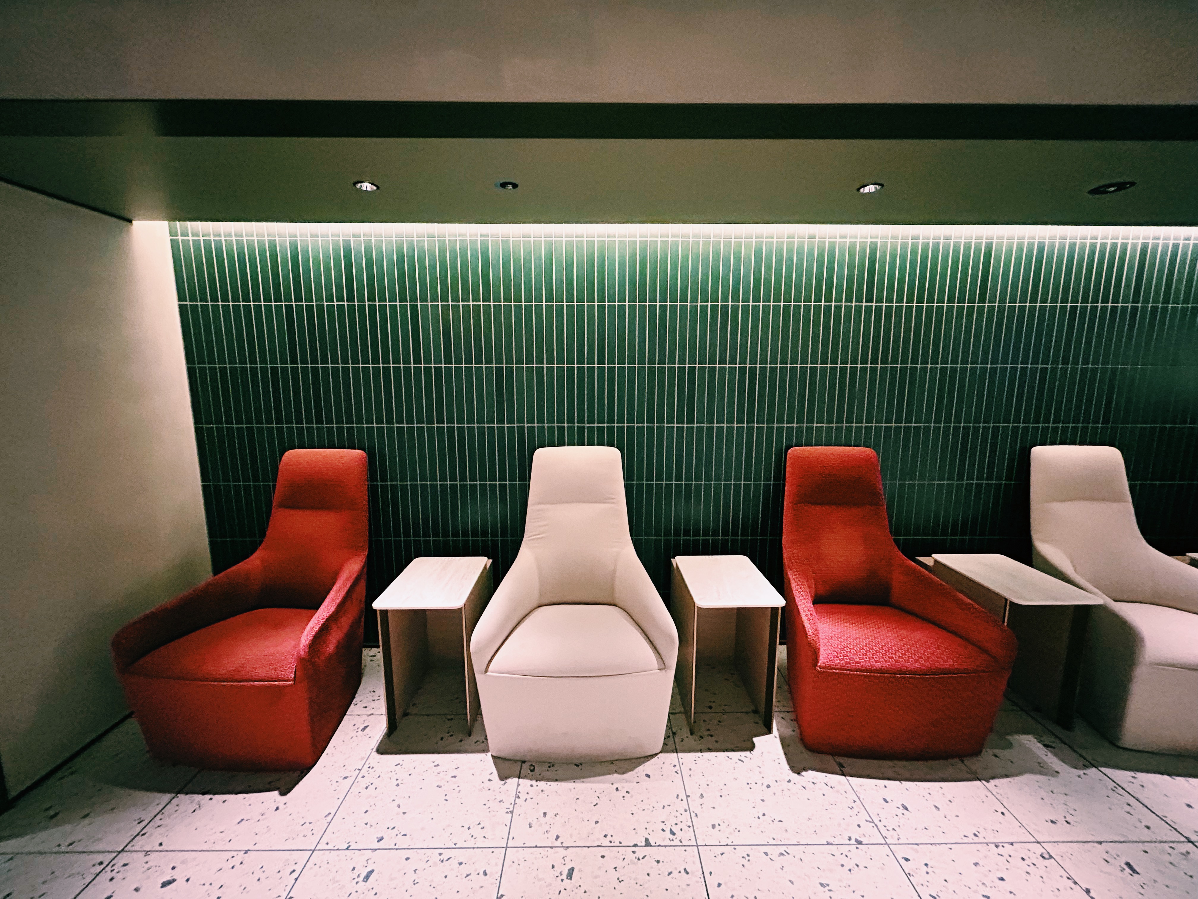 KIX LOUNGE